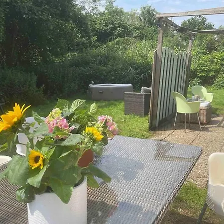 The Green Hills / Private Jacuzzi * Ewijk